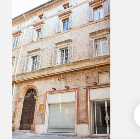 Cozy In Palazzo Magnalbo' * Ματσεράτα